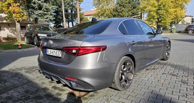 Alfa Romeo Giulia cena 89900 przebieg: 90500, rok produkcji 2017 z Rzeszów małe 92